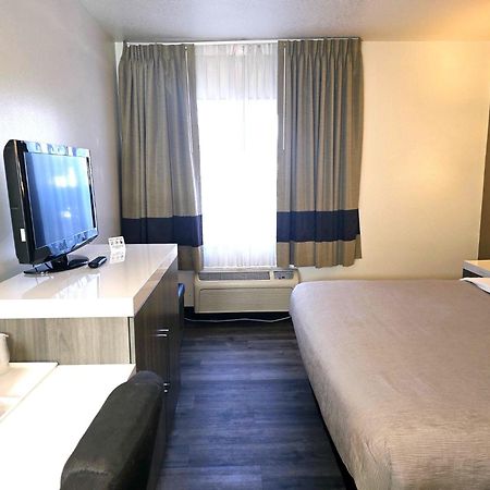 Quality Inn & Suites Longview Kelso Экстерьер фото