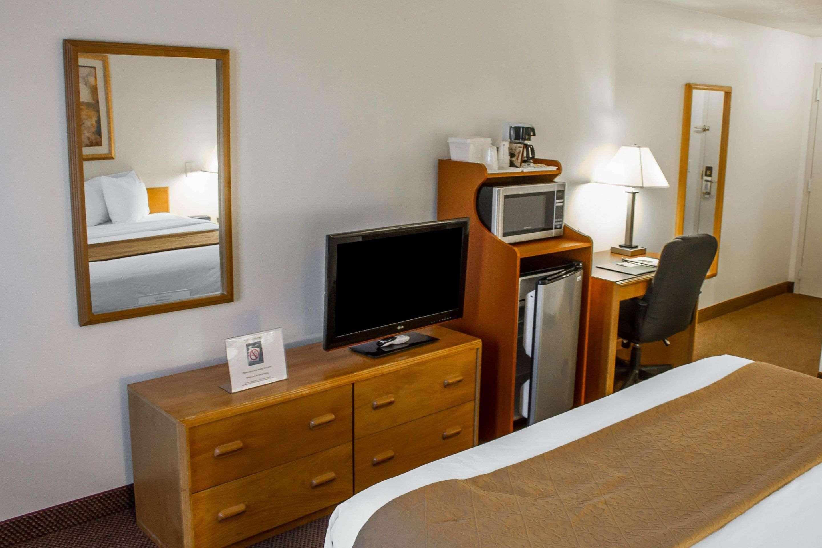 Quality Inn & Suites Longview Kelso Экстерьер фото