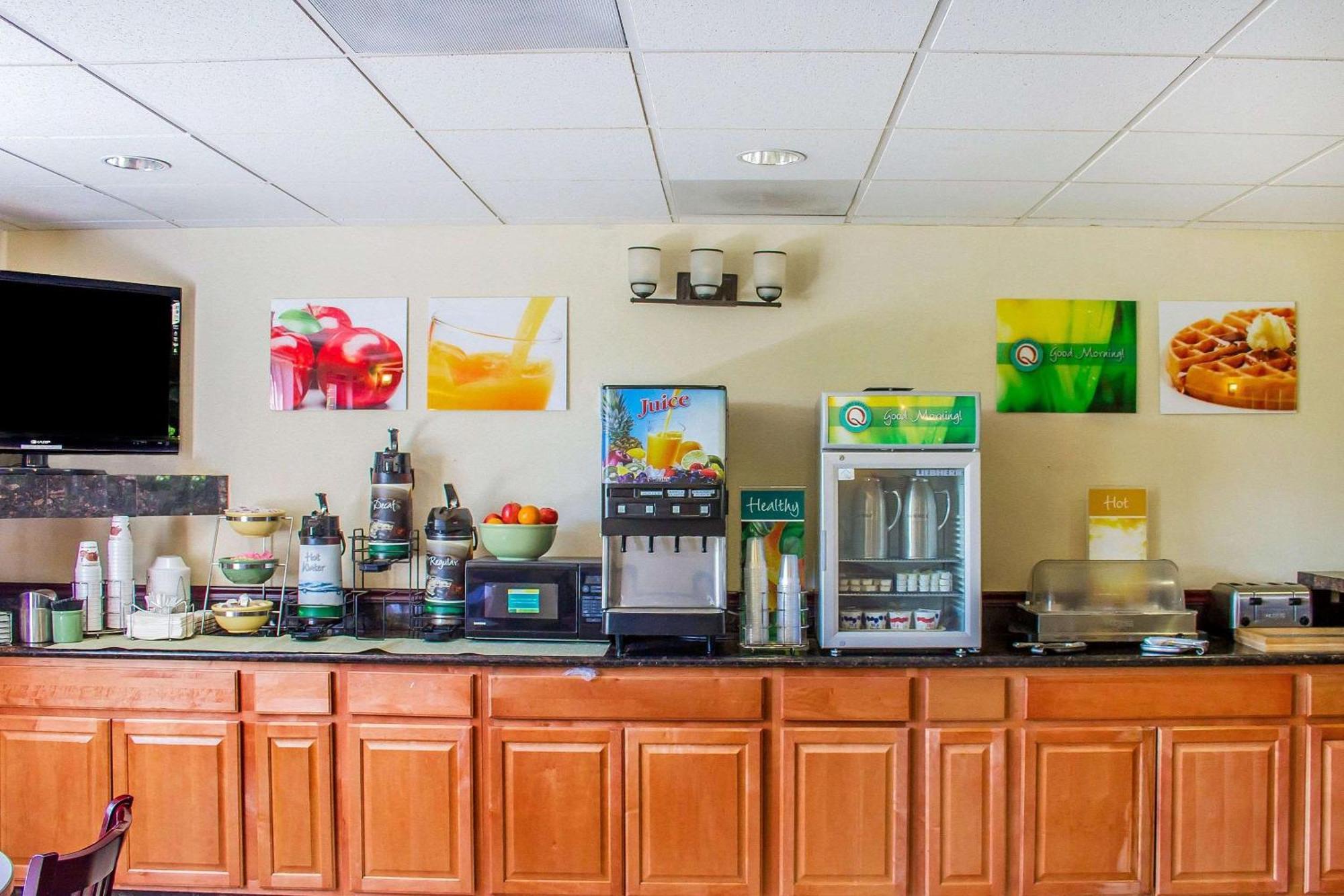Quality Inn & Suites Longview Kelso Экстерьер фото