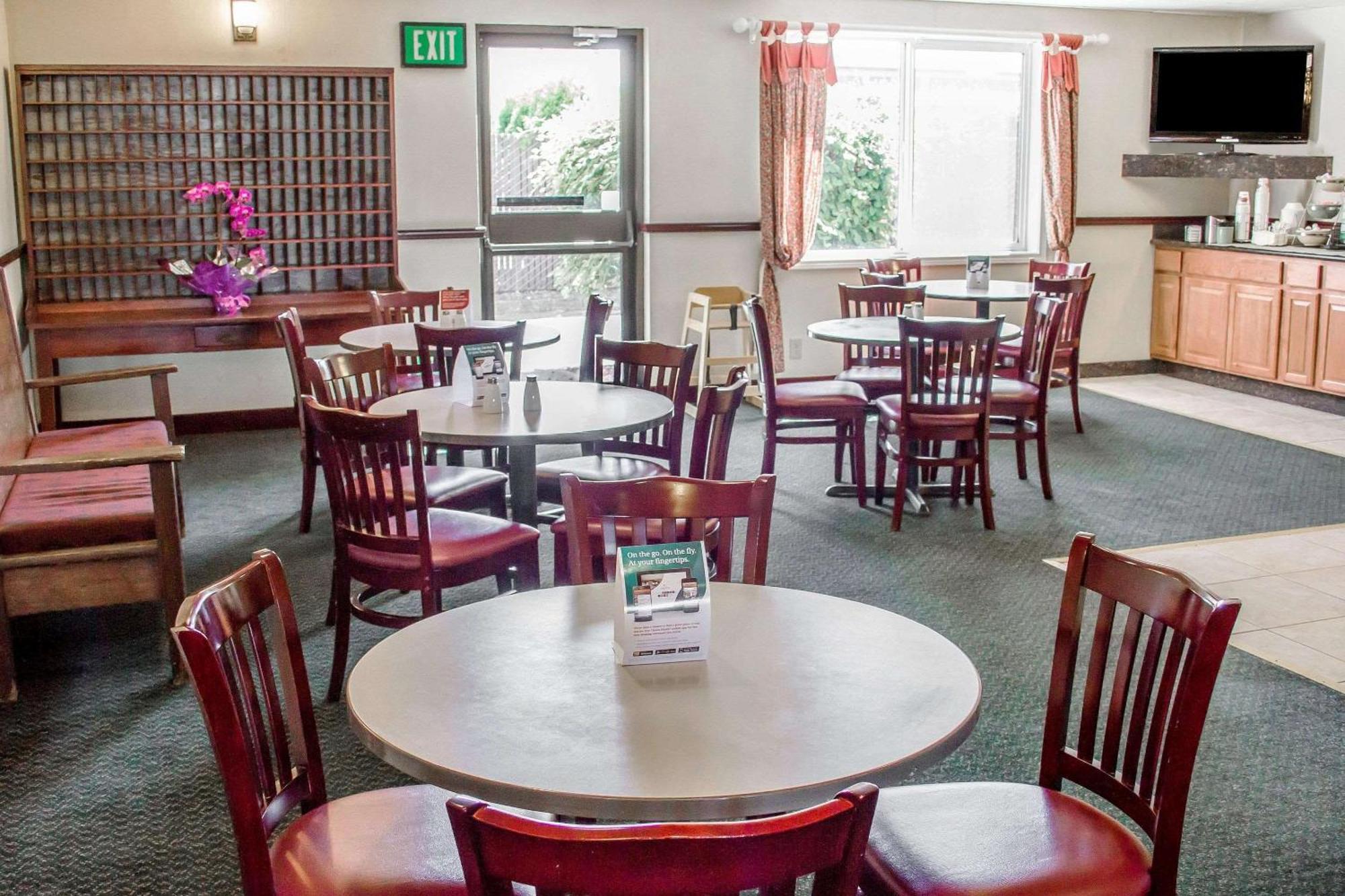 Quality Inn & Suites Longview Kelso Экстерьер фото