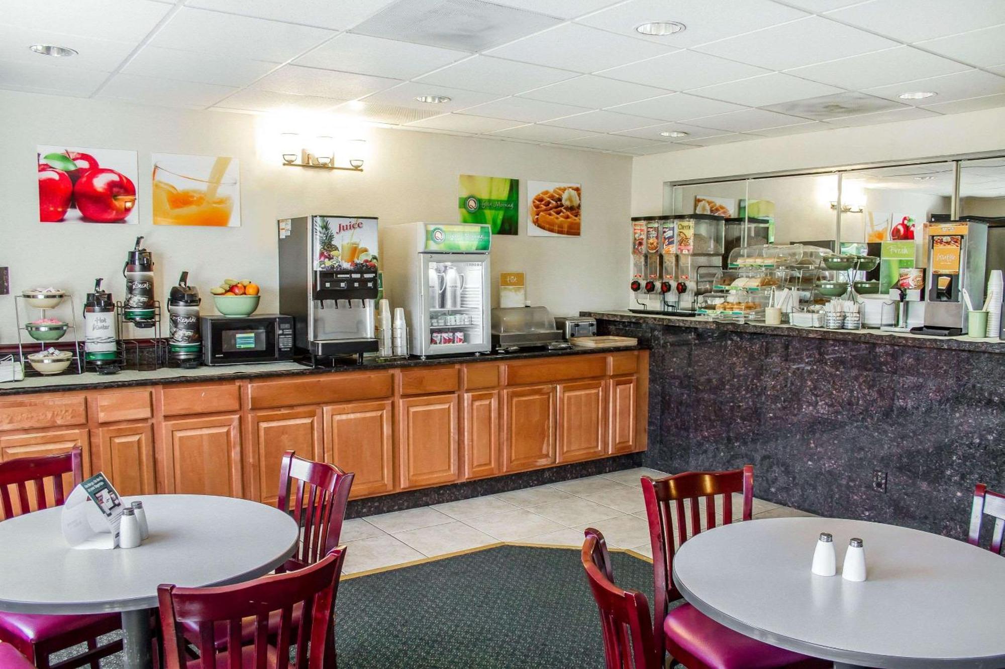 Quality Inn & Suites Longview Kelso Экстерьер фото
