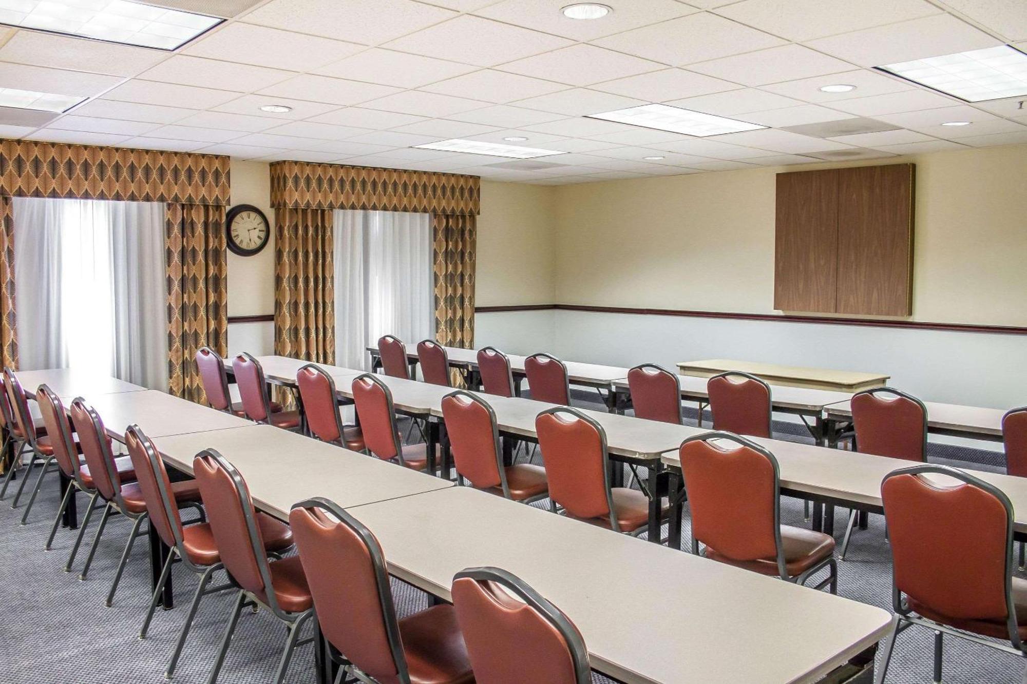 Quality Inn & Suites Longview Kelso Экстерьер фото
