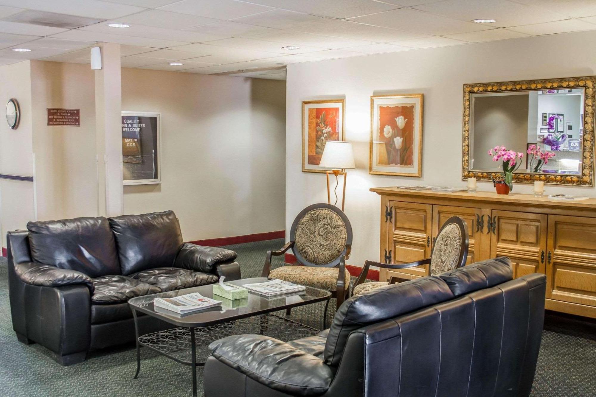 Quality Inn & Suites Longview Kelso Экстерьер фото