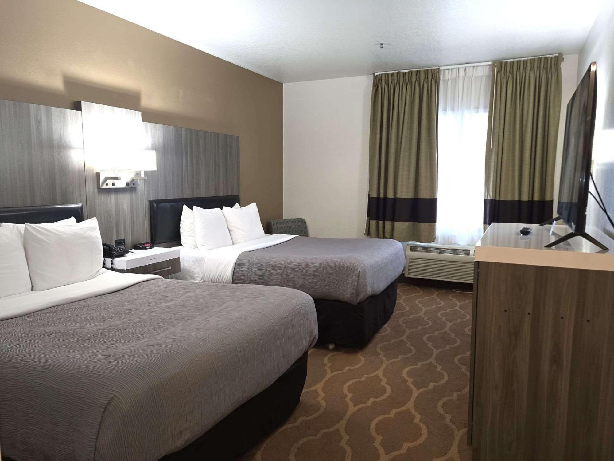 Quality Inn & Suites Longview Kelso Экстерьер фото